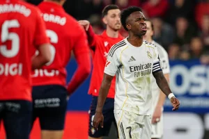 Real Madrid cae ante el Osasuna y deja en suspenso el liderato de liga