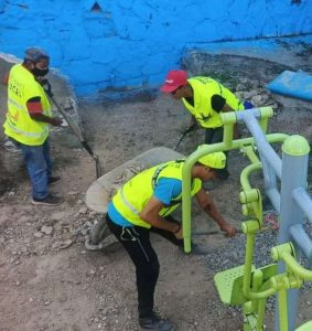 Refaccionan parque en el sector El Limón