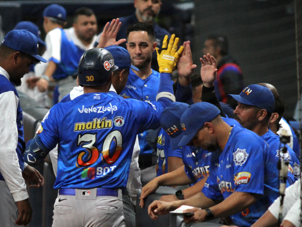 SDA: Ángel Reyes destacó y Venezuela no permitió sorpresas