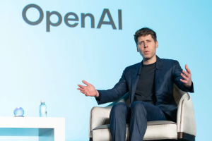 Sam Altman: necesitamos urgentemente regular la IA