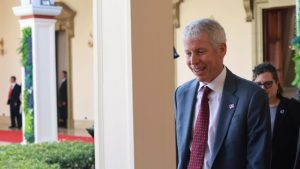 EE.UU. espera establecer alianzas con Venezuela para explotación de bauxita, níquel, oro y tierras raras