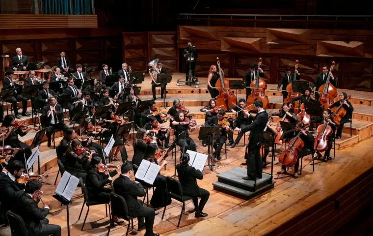 Cierre épico 51 aniversario El Sistema: concierto gratuito Christian Vásquez