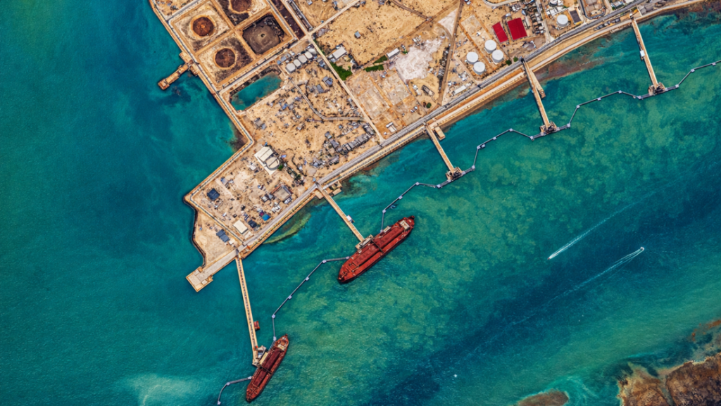 Petróleo de Texas sube hasta 92 dólares tras enfriarse expectativas de acuerdo en Irán