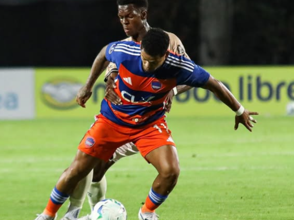 Academia Puerto Cabello despachó a Monagas SC en los penales