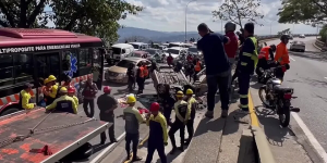 Fallece coronel de bomberos de Caracas y su madre tras accidente de tránsito en la Cota Mil