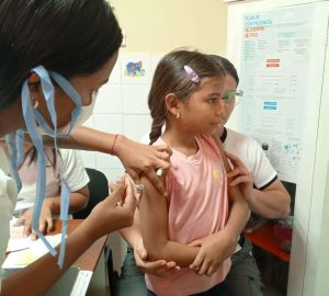 Aragua intensifica vacunación contra Fiebre Amarilla casa por casa