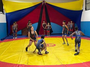 Cada parroquia tendrá gimnasio de lucha libre