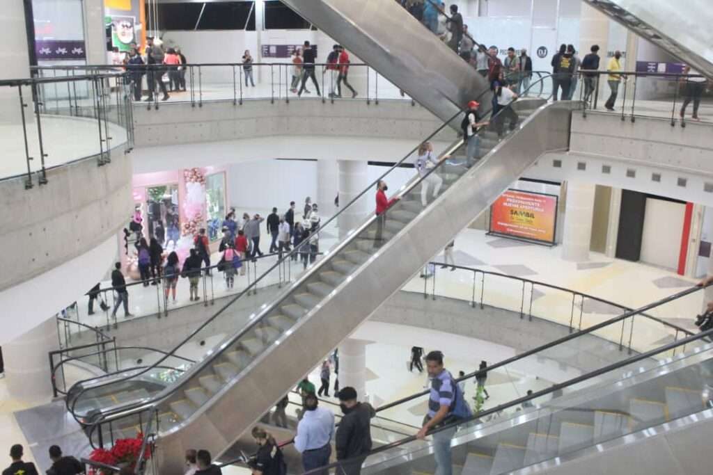 Centros comerciales del país se suman al Plan de Ahorro Energético