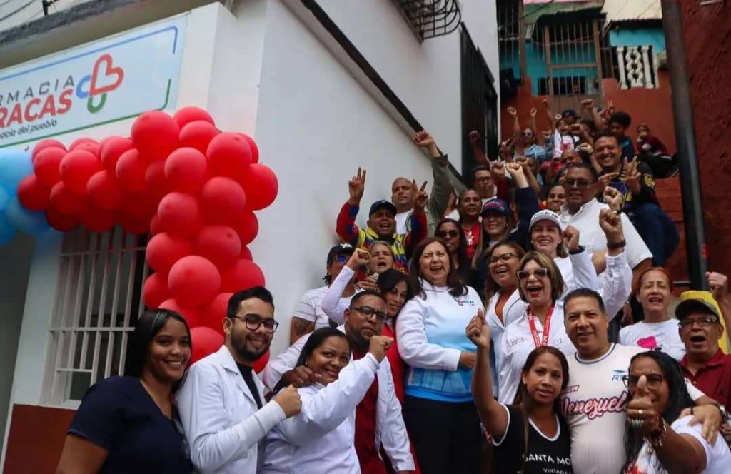 Comuna de Santa Rosalía recibió consultorio y farmacia totalmente equipados