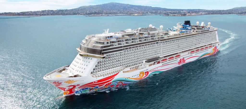 Ministra de Turismo invita a cruceros de EE.UU. a volver a "tocar nuestras costas, nuestros puertos"