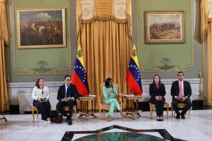 Venezuela envía misión diplomática a Washington para iniciar una nueva fase en las relaciones con Estados Unidos