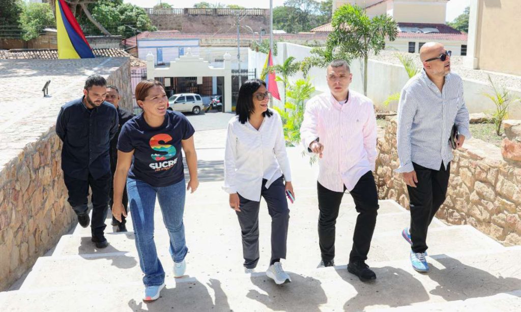 Delcy Rodríguez visita la Casa Museo "Antonio José de Sucre" en Cumaná