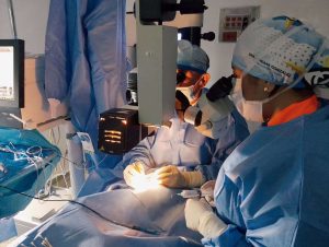 Devuelven la visión a 150 barineses con jornada de cataratas