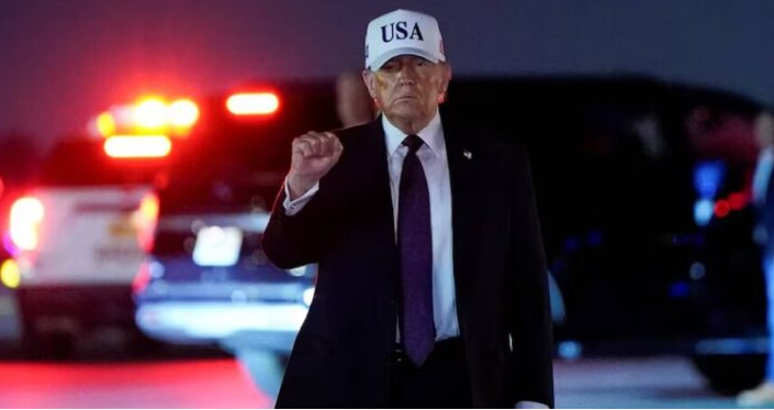 Donald Trump dice que EEUU destruyó 9 buques de guerra de Irán: 'Vamos por el resto'