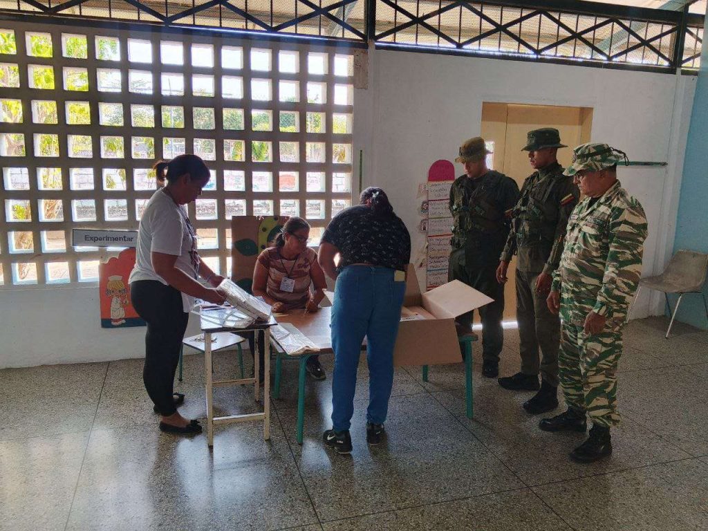 En las regiones se instalan el 100% de las mesas electorales para este 8 de marzo