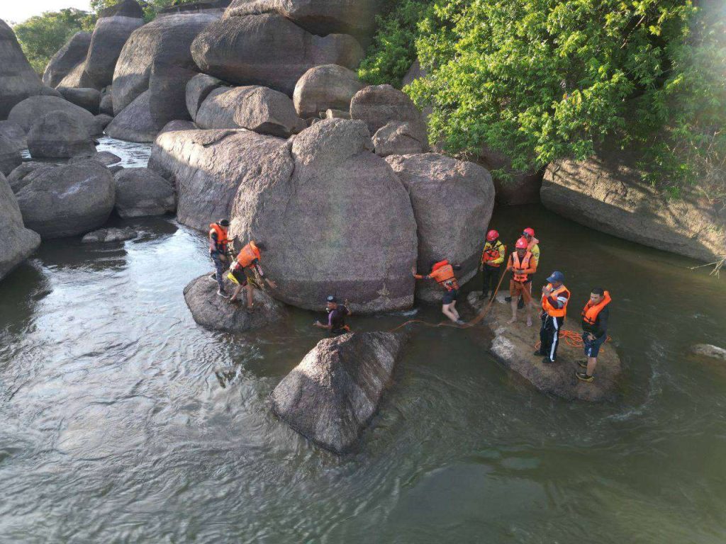 Encuentran restos de la niña Salomé quien cayó a las aguas de La Culebra 