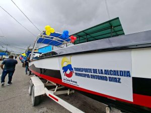 Entregan tres embarcaciones para salud y producción en Delta Amacuro