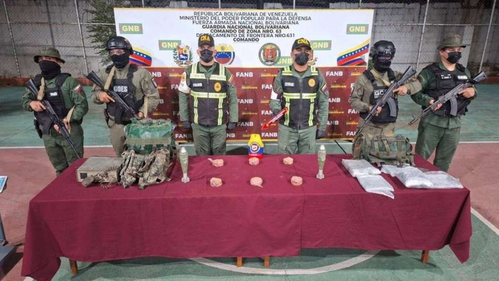 FANB desmantela campamento de narcotráfico internacional en Bolívar