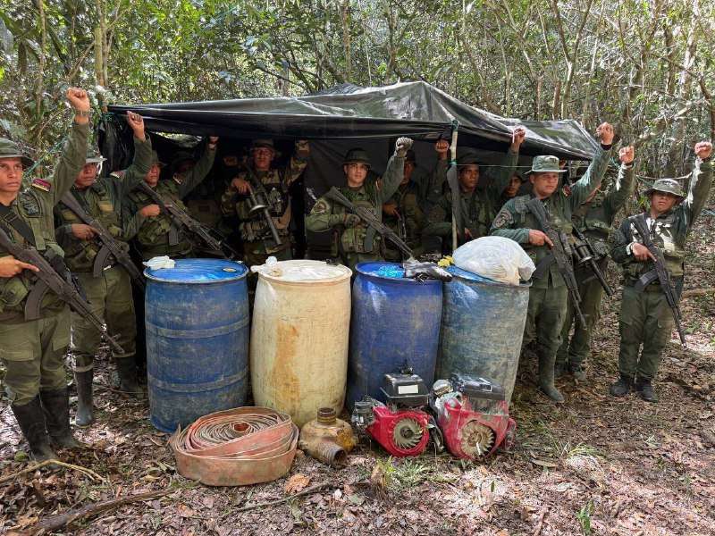 Fanb destruye campamentos para la minería ilegal en Amazonas