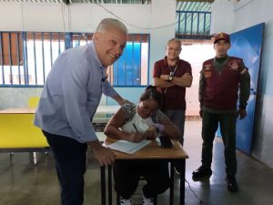 Gobernador Serrano: revolución feminista se consolida en consulta de Miranda