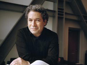 Gustavo Dudamel y la Filarmonica de ny tomaran Barcelona