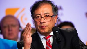 Gustavo Petro denuncia posible bombardeo en la frontera con Ecuador y pide intervención de Donald Trump