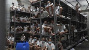 Informe acusa de crímenes de lesa humanidad a gobierno de El Salvador