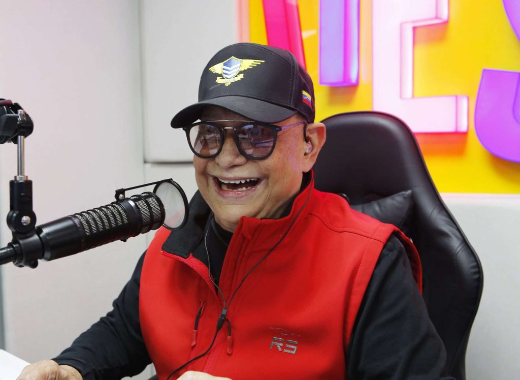 Juan Manuel Laguardia con el corazón a full chola