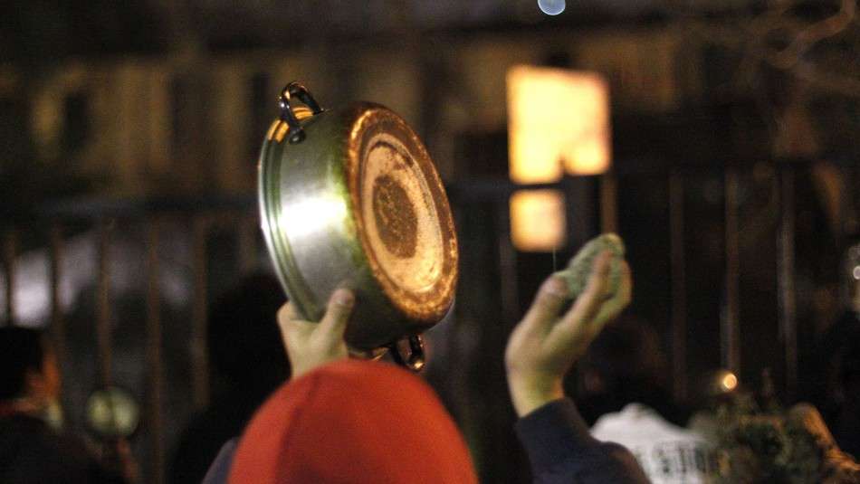 Kast enfrenta sus primeras protestas en Chile tras subida histórica del combustible