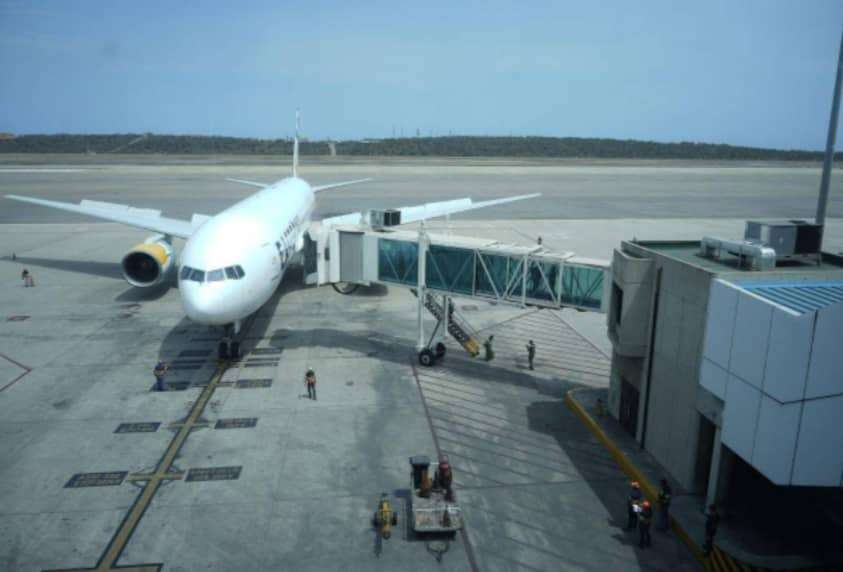 Llegan 170 connacionales desde EEUU con el plan Vuelta a la Patria