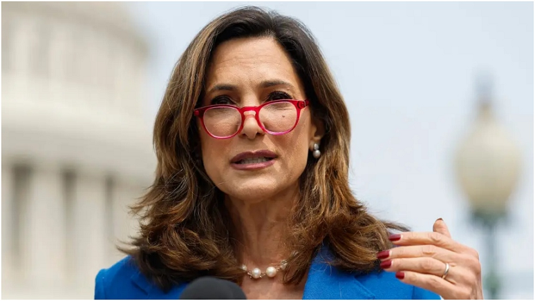 Venezolanos en EEUU podrían ayudar a reconstruir su país con esta iniciativa de María Elvira Salazar