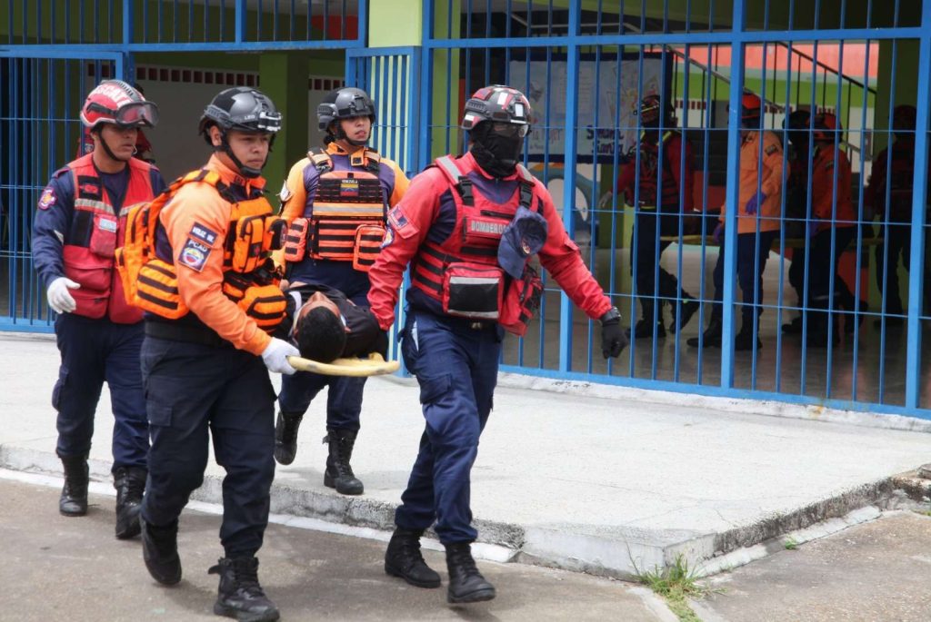 Masiva participación en municipios costeros durante simulacro Caribe Wave