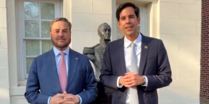 Delegación de Venezuela llegó a Washington para la instalación de su misión diplomática