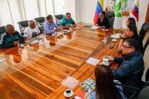 Palmeros de Chacao y Minec rehabilitarán viveros para potenciar el Plan Chuquisaca