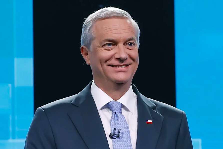 Pinochetista José Antonio Kast asume la Presidencia de Chile