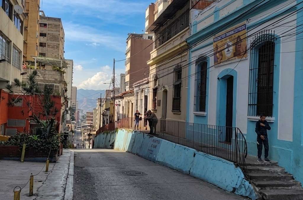 Por mal uso de áreas comunes solicitaron apoyo a Policía Comunal