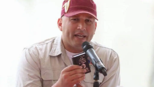 El Potro Álvarez demandará a Graterol por difamación con pruebas en mano