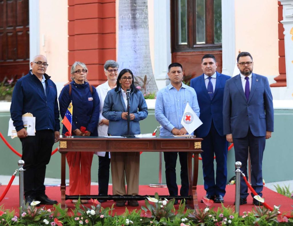 Presidenta (E) promulga Ley Orgánica de la Cruz Roja Venezolana