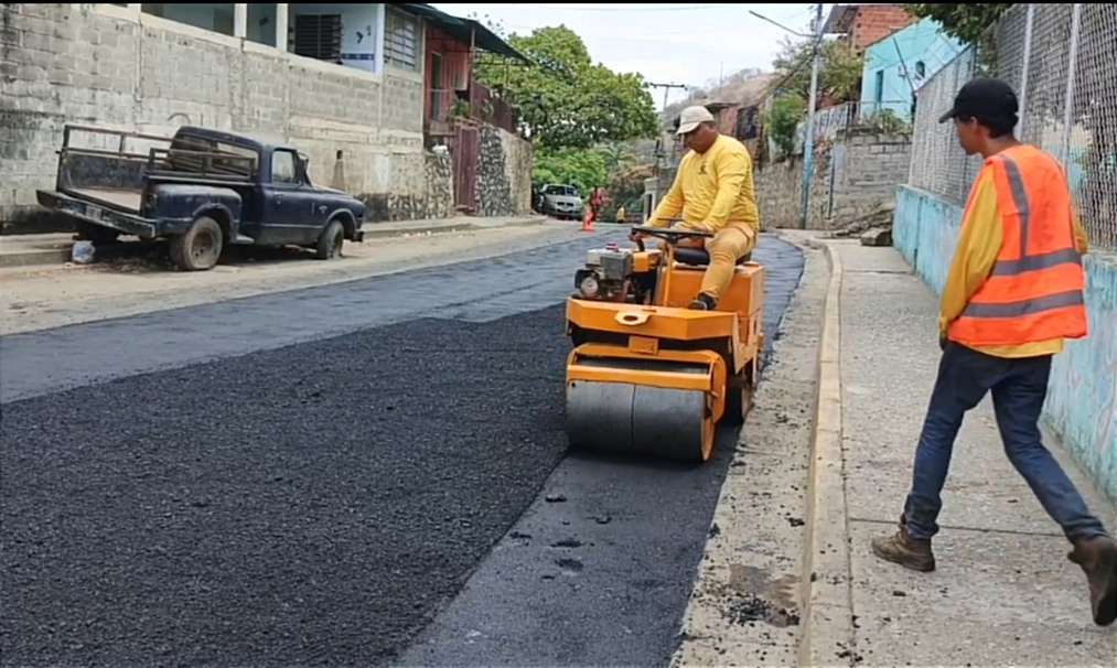 Priorizan reforzar principales vías de San Juan de los Morros
