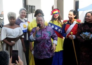 Rindieron sentido homenaje a Cilia Flores