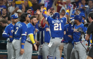 Ronald Acuña bateó 'a lo lindo' y Venezuela extiende invicto a tres
