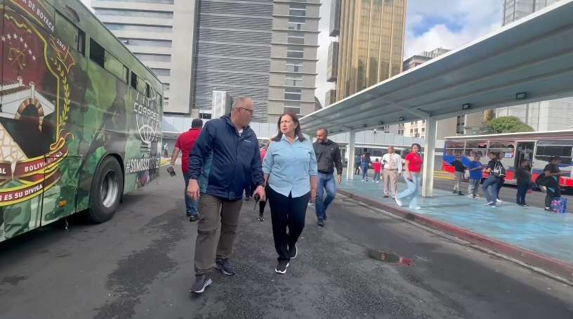 Rutas de contingencia paliaron la paralización