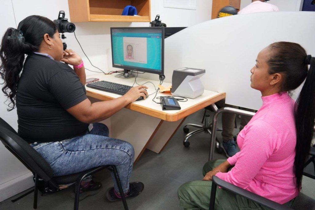 Saime inicia cuarta fase de cedulación en 11 estados del país