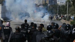 Seis fallecidos tras asalto al consulado de EEUU en Pakistán