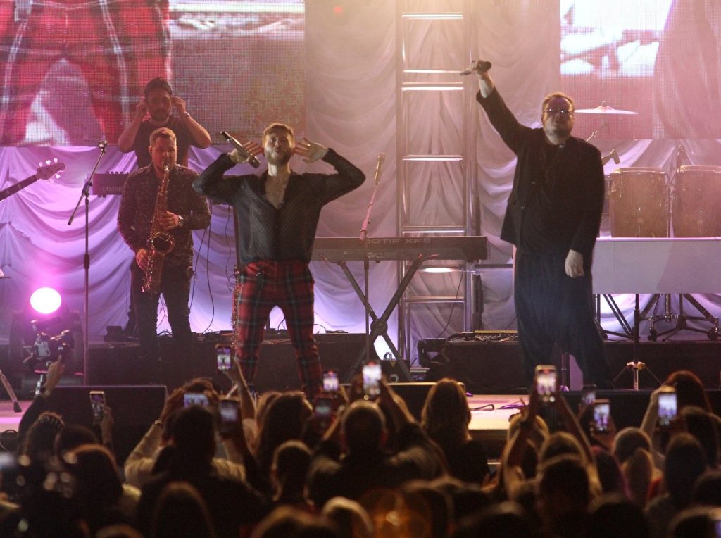 Sin Bandera confirma concierto en Venezuela