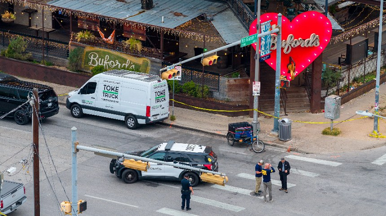 Al menos tres fallecidos y 14 heridos tras tiroteo dentro de un bar en Austin