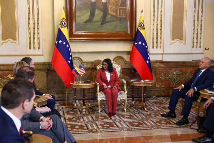 Delcy Rodríguez agradece a Donald Trump por su "amable disposición" de trabajo conjunto