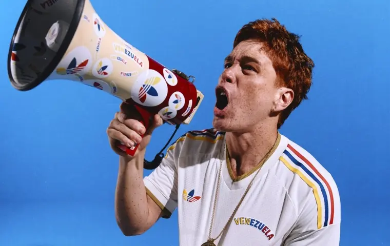 Adidas devuelve el Trifolio a la Copa Mundial de la FIFA con la nueva camiseta visitante de Venezuela