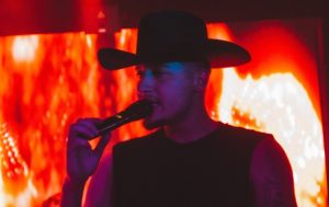 Jacob Giménez brilló en Guatire como invitado especial en el cierre de gira de Omar K11