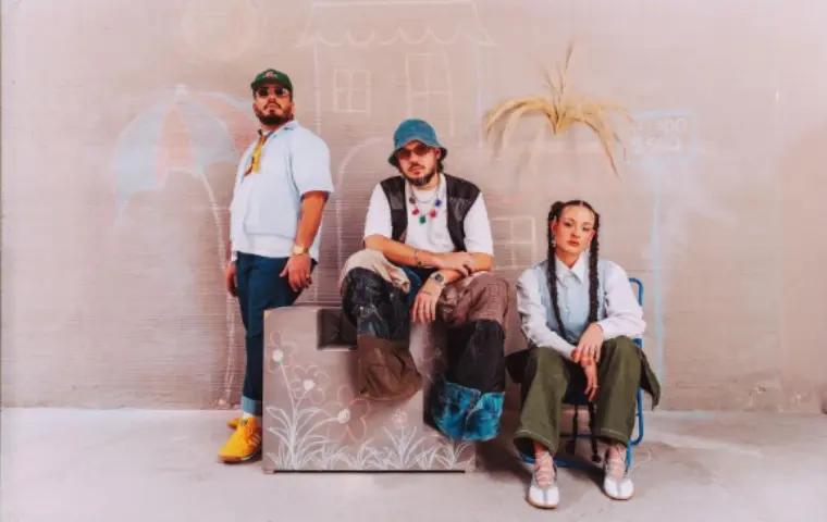 Motherflowers festejó el lanzamiento de “Que vayan y lo cuenten” en una íntima fiesta con Bajo el Árbol en Caracas